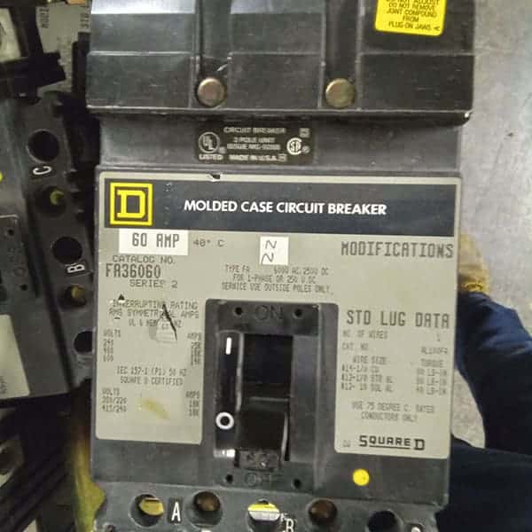 I-Line Breaker (FA36060)