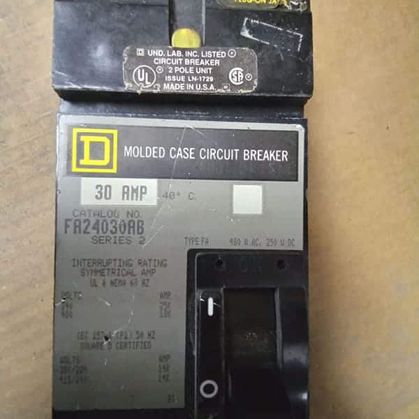 I-Line Circuit Breaker (FA24030AB)