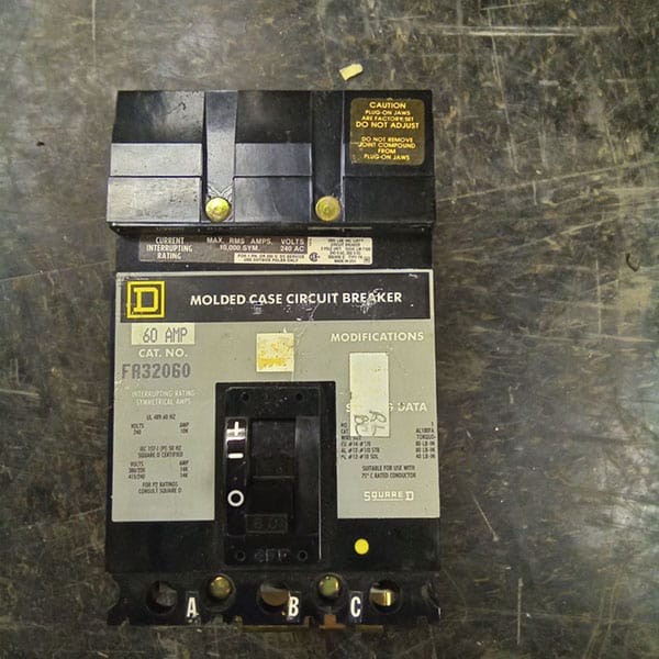 I-Line Circuit Breaker (FA32060)