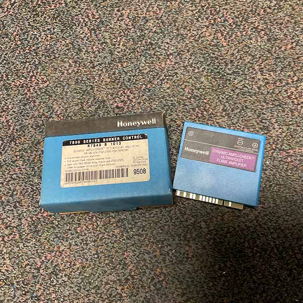 Honeywell 7800 Series Burner Control Ultraviolet Amplifier