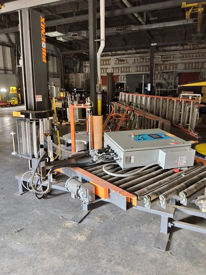 Phoenix Pallet Wrapper With Pallet Feed